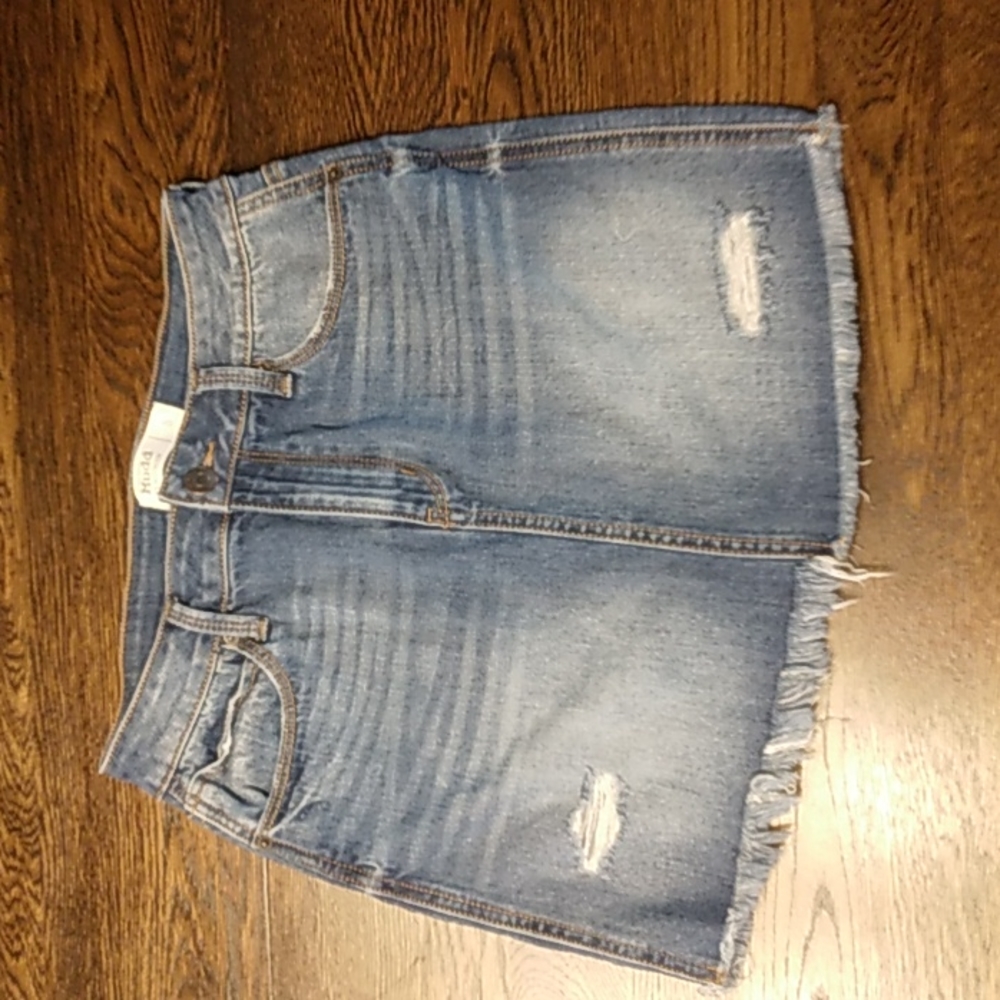 Mudd Jean akirt